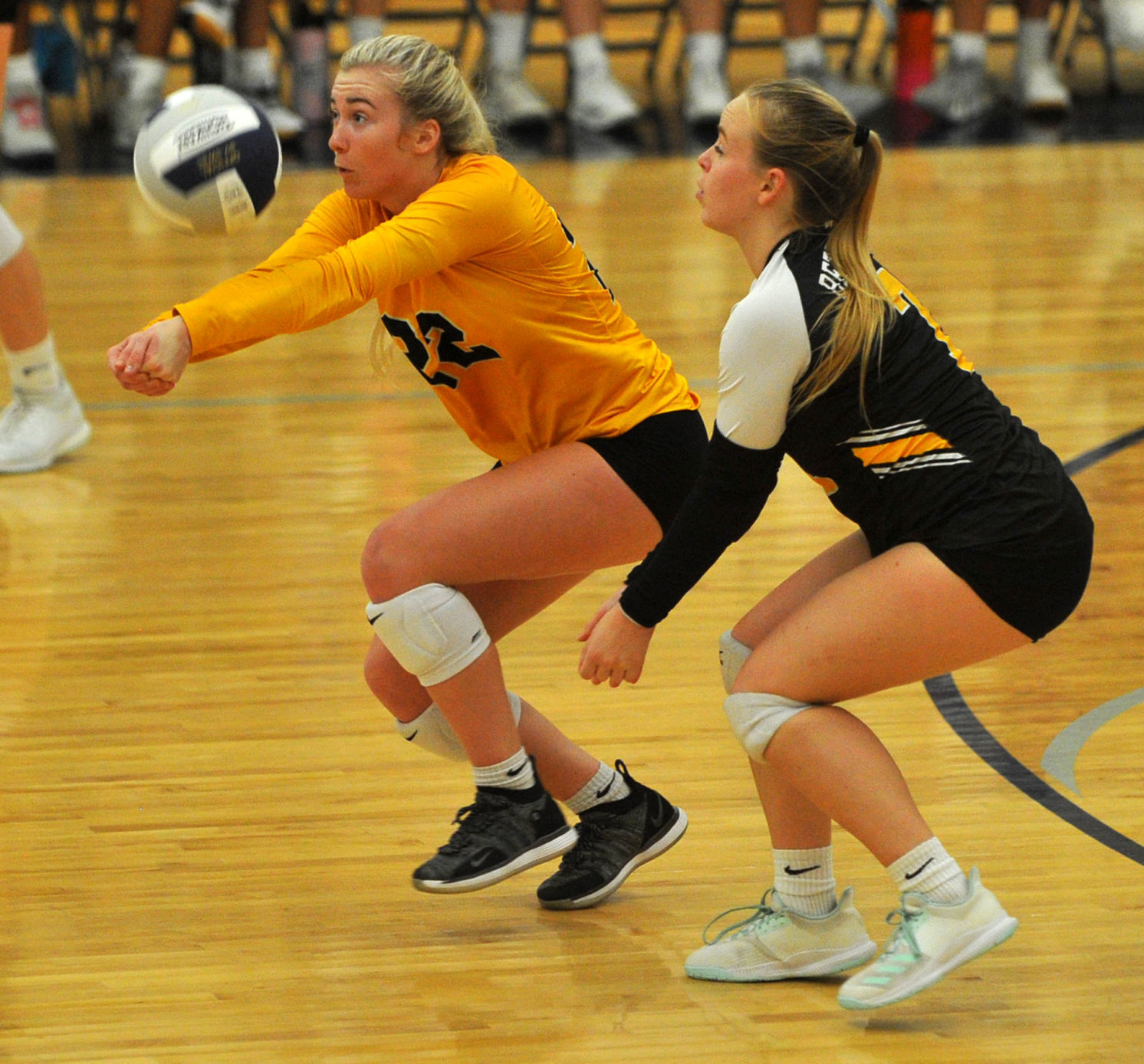 Bettendorf at Pleasant Valley volleyball